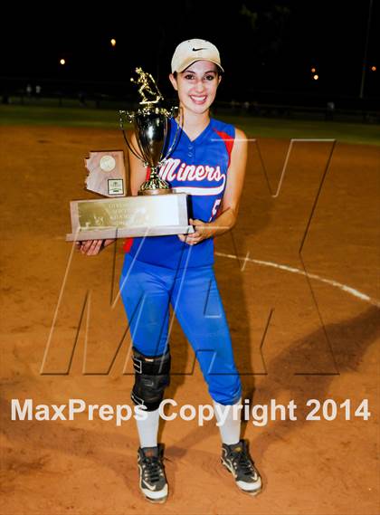 Thumbnail 1 in Valley Christian vs. San Manuel (AIA D4 Final) photogallery.