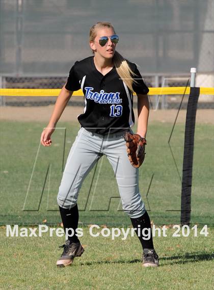 Thumbnail 2 in Valley Christian vs. San Manuel (AIA D4 Final) photogallery.
