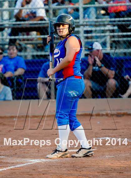 Thumbnail 3 in Valley Christian vs. San Manuel (AIA D4 Final) photogallery.