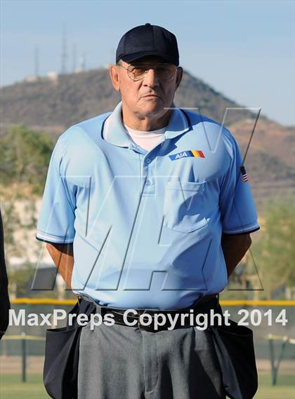 Thumbnail 3 in Valley Christian vs. San Manuel (AIA D4 Final) photogallery.
