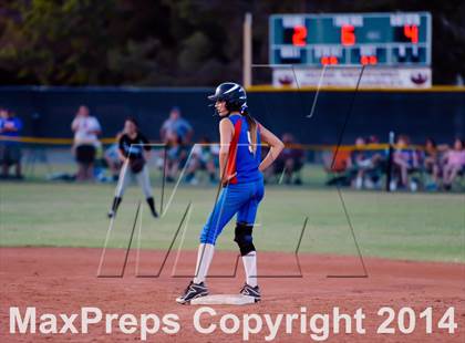 Thumbnail 1 in Valley Christian vs. San Manuel (AIA D4 Final) photogallery.