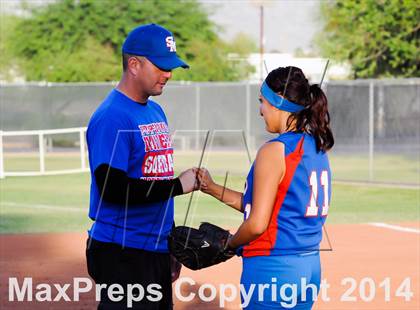 Thumbnail 3 in Valley Christian vs. San Manuel (AIA D4 Final) photogallery.
