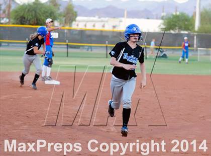 Thumbnail 2 in Valley Christian vs. San Manuel (AIA D4 Final) photogallery.