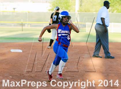 Thumbnail 1 in Valley Christian vs. San Manuel (AIA D4 Final) photogallery.