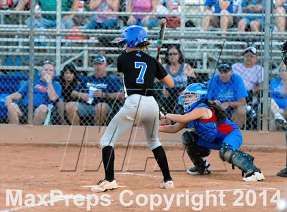 Thumbnail 3 in Valley Christian vs. San Manuel (AIA D4 Final) photogallery.