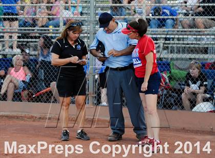 Thumbnail 3 in Valley Christian vs. San Manuel (AIA D4 Final) photogallery.