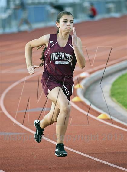 Thumbnail 3 in South West Yosemite League Meet #1 (400m Dash) photogallery.