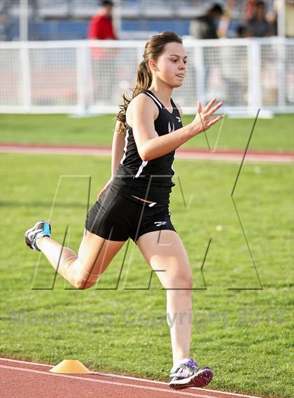 Thumbnail 3 in South West Yosemite League Meet #1 (400m Dash) photogallery.