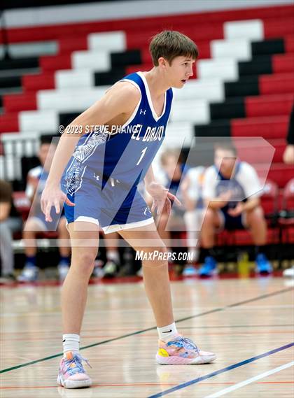 Thumbnail 3 in El Dorado vs. Chavez (Cordova Christmas Classic) photogallery.