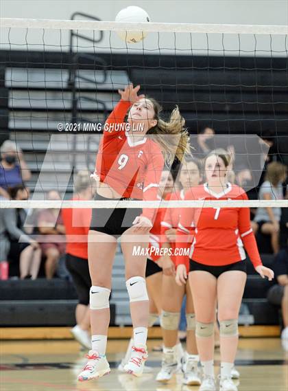 Thumbnail 1 in Fullerton vs. Tustin (Tustin Tournament) photogallery.