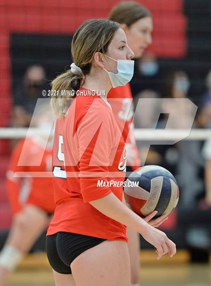 Thumbnail 2 in Fullerton vs. Tustin (Tustin Tournament) photogallery.