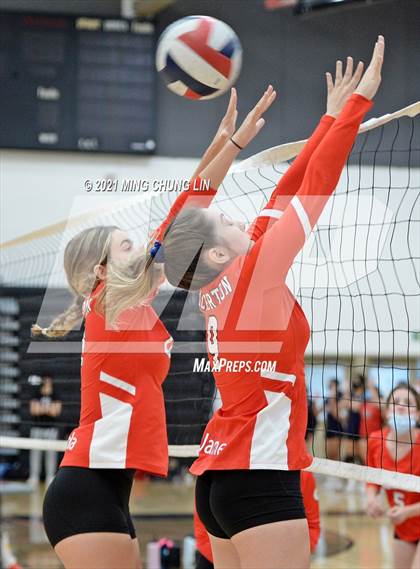 Thumbnail 2 in Fullerton vs. Tustin (Tustin Tournament) photogallery.