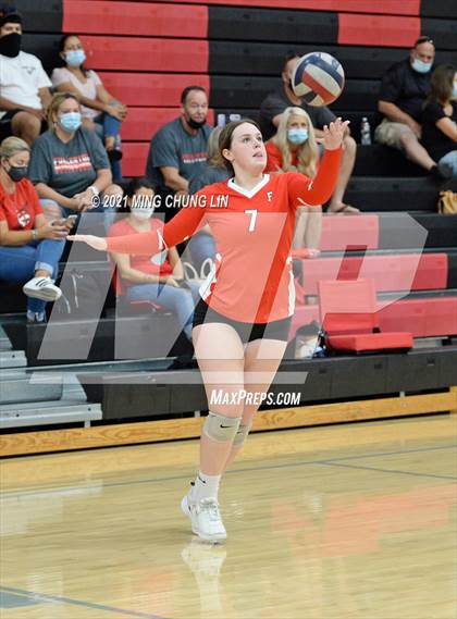 Thumbnail 2 in Fullerton vs. Tustin (Tustin Tournament) photogallery.