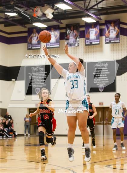 Thumbnail 2 in Melissa vs. Ranchview (4A Region 2 Area Playoff) photogallery.