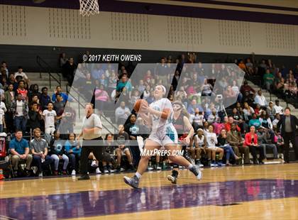 Thumbnail 3 in Melissa vs. Ranchview (4A Region 2 Area Playoff) photogallery.