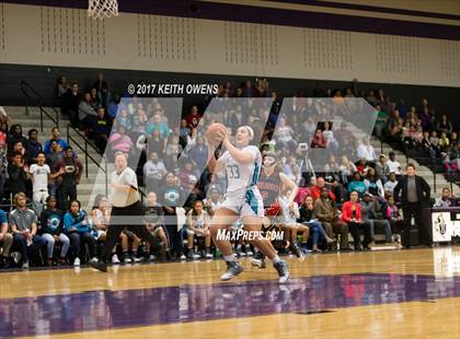 Thumbnail 2 in Melissa vs. Ranchview (4A Region 2 Area Playoff) photogallery.