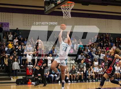 Thumbnail 2 in Melissa vs. Ranchview (4A Region 2 Area Playoff) photogallery.