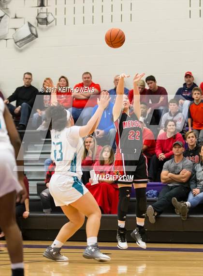 Thumbnail 3 in Melissa vs. Ranchview (4A Region 2 Area Playoff) photogallery.