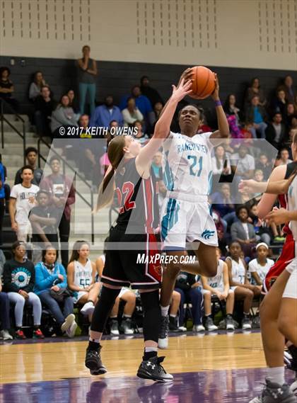 Thumbnail 2 in Melissa vs. Ranchview (4A Region 2 Area Playoff) photogallery.