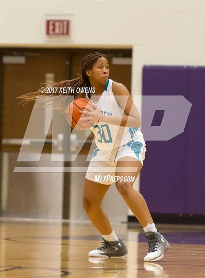 Thumbnail 1 in Melissa vs. Ranchview (4A Region 2 Area Playoff) photogallery.