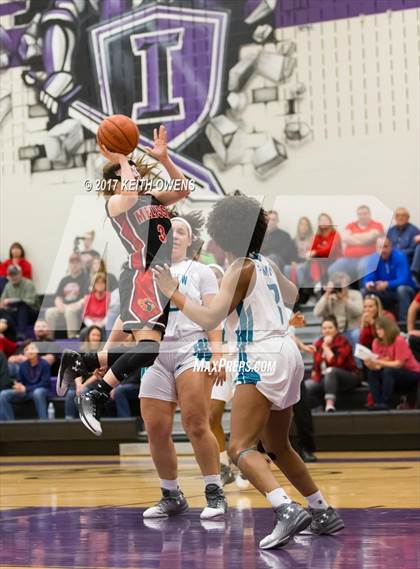 Thumbnail 3 in Melissa vs. Ranchview (4A Region 2 Area Playoff) photogallery.