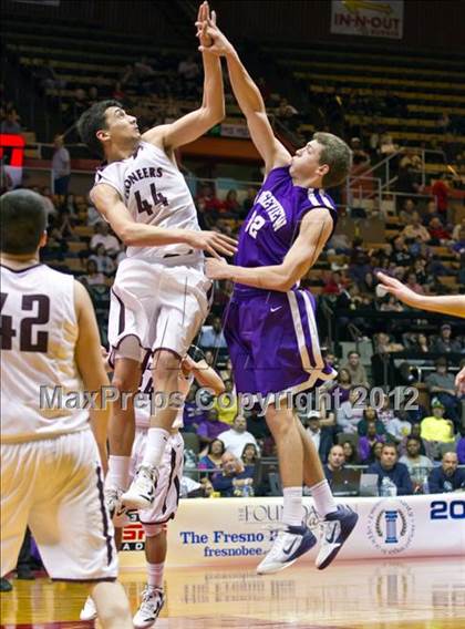 Thumbnail 2 in Ridgeview vs Independence (CIF CS D3 Final) photogallery.