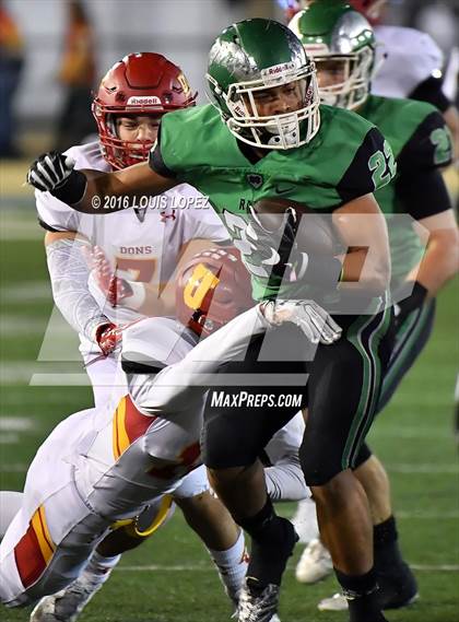 Thumbnail 2 in Cathedral Catholic vs. St. Mary's (CIF State Division 1AA Final) photogallery.