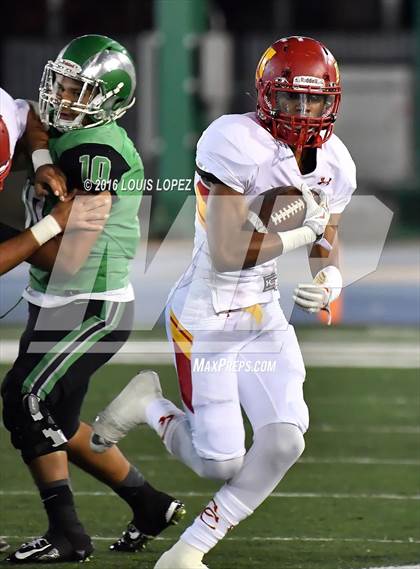 Thumbnail 2 in Cathedral Catholic vs. St. Mary's (CIF State Division 1AA Final) photogallery.
