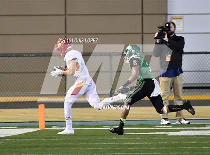 Thumbnail 2 in Cathedral Catholic vs. St. Mary's (CIF State Division 1AA Final) photogallery.