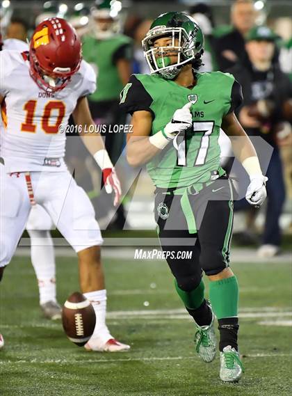 Thumbnail 3 in Cathedral Catholic vs. St. Mary's (CIF State Division 1AA Final) photogallery.