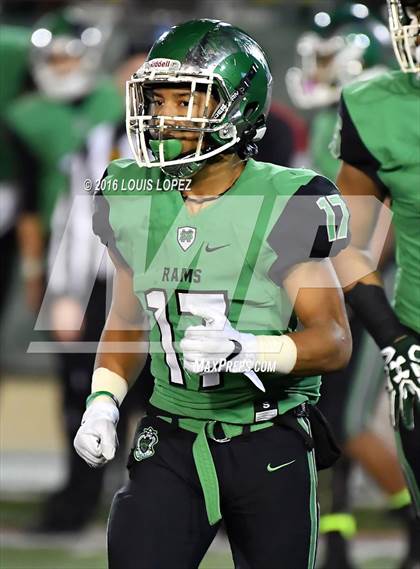 Thumbnail 1 in Cathedral Catholic vs. St. Mary's (CIF State Division 1AA Final) photogallery.
