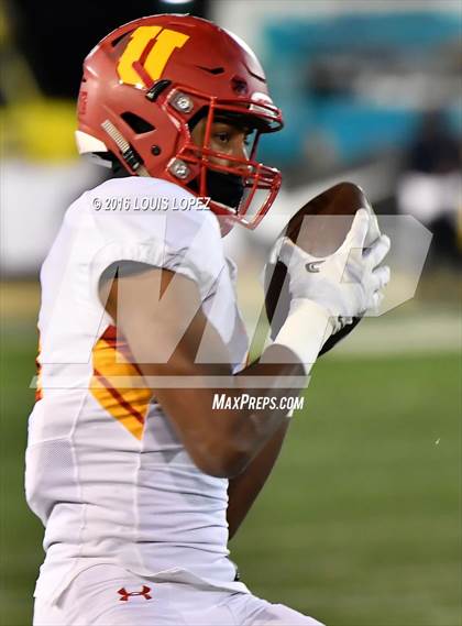 Thumbnail 2 in Cathedral Catholic vs. St. Mary's (CIF State Division 1AA Final) photogallery.