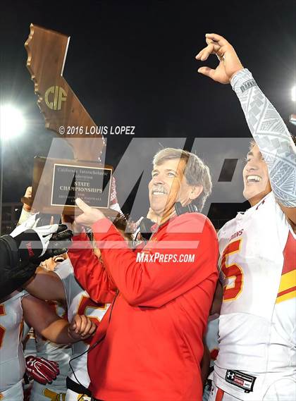 Thumbnail 3 in Cathedral Catholic vs. St. Mary's (CIF State Division 1AA Final) photogallery.