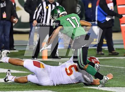 Thumbnail 2 in Cathedral Catholic vs. St. Mary's (CIF State Division 1AA Final) photogallery.