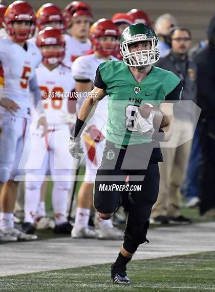 Thumbnail 2 in Cathedral Catholic vs. St. Mary's (CIF State Division 1AA Final) photogallery.