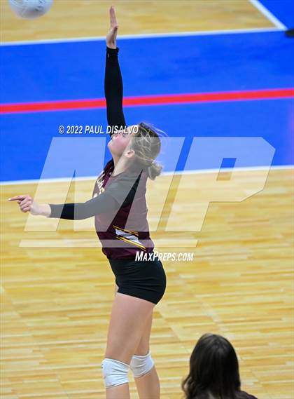 Thumbnail 2 in Platte Valley vs. Alamosa (CHSAA 3A Q-Final) photogallery.