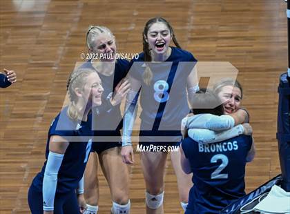 Thumbnail 3 in Platte Valley vs. Alamosa (CHSAA 3A Q-Final) photogallery.