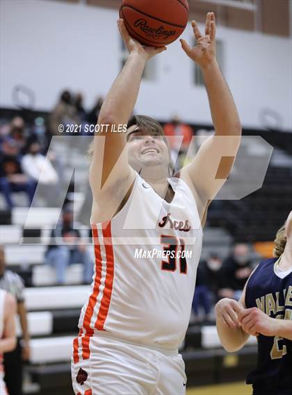 Thumbnail 1 in Teays Valley @ Amanda-Clearcreek  photogallery.