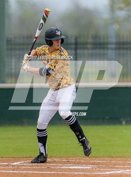 Thumbnail 1 in Sealy vs. Navarro (La Grange Baseball Tournament) photogallery.