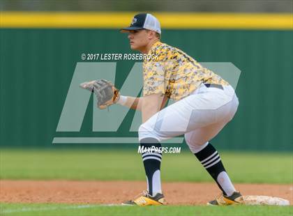 Thumbnail 2 in Sealy vs. Navarro (La Grange Baseball Tournament) photogallery.