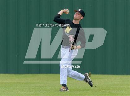 Thumbnail 3 in Sealy vs. Navarro (La Grange Baseball Tournament) photogallery.