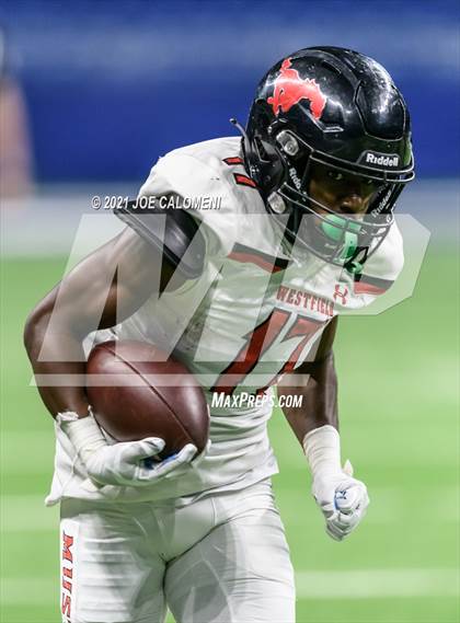 Thumbnail 2 in DeSoto vs Westfield (UIL 6A D1 Regional Semifinals) photogallery.