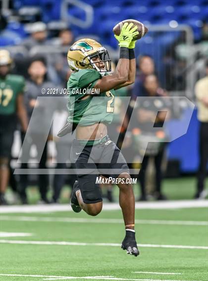 Thumbnail 2 in DeSoto vs Westfield (UIL 6A D1 Regional Semifinals) photogallery.