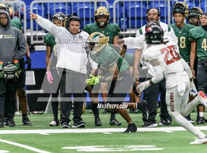 Thumbnail 2 in DeSoto vs Westfield (UIL 6A D1 Regional Semifinals) photogallery.