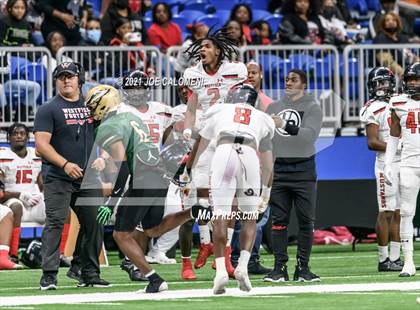 Thumbnail 2 in DeSoto vs Westfield (UIL 6A D1 Regional Semifinals) photogallery.