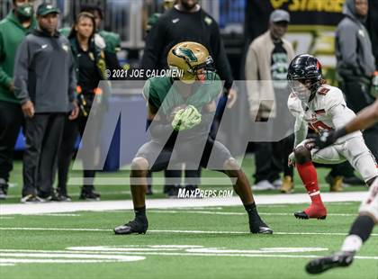 Thumbnail 2 in DeSoto vs Westfield (UIL 6A D1 Regional Semifinals) photogallery.
