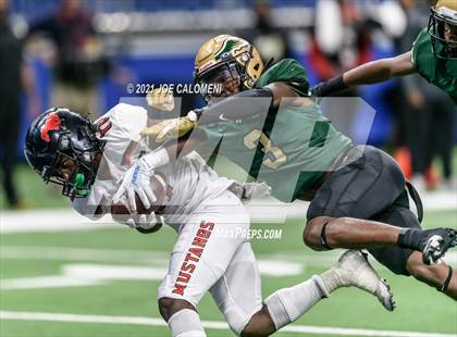 Thumbnail 2 in DeSoto vs Westfield (UIL 6A D1 Regional Semifinals) photogallery.