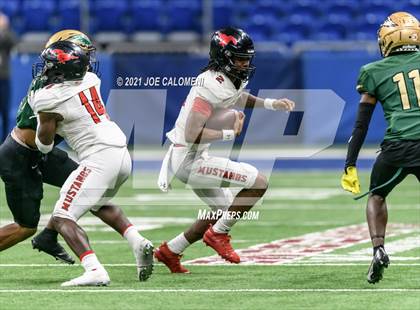 Thumbnail 2 in DeSoto vs Westfield (UIL 6A D1 Regional Semifinals) photogallery.
