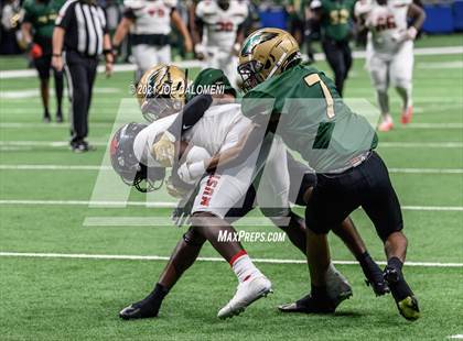 Thumbnail 3 in DeSoto vs Westfield (UIL 6A D1 Regional Semifinals) photogallery.