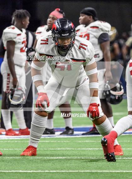 Thumbnail 1 in DeSoto vs Westfield (UIL 6A D1 Regional Semifinals) photogallery.